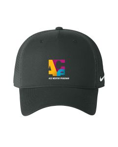 Nike - Snapback Mesh Trucker Cap